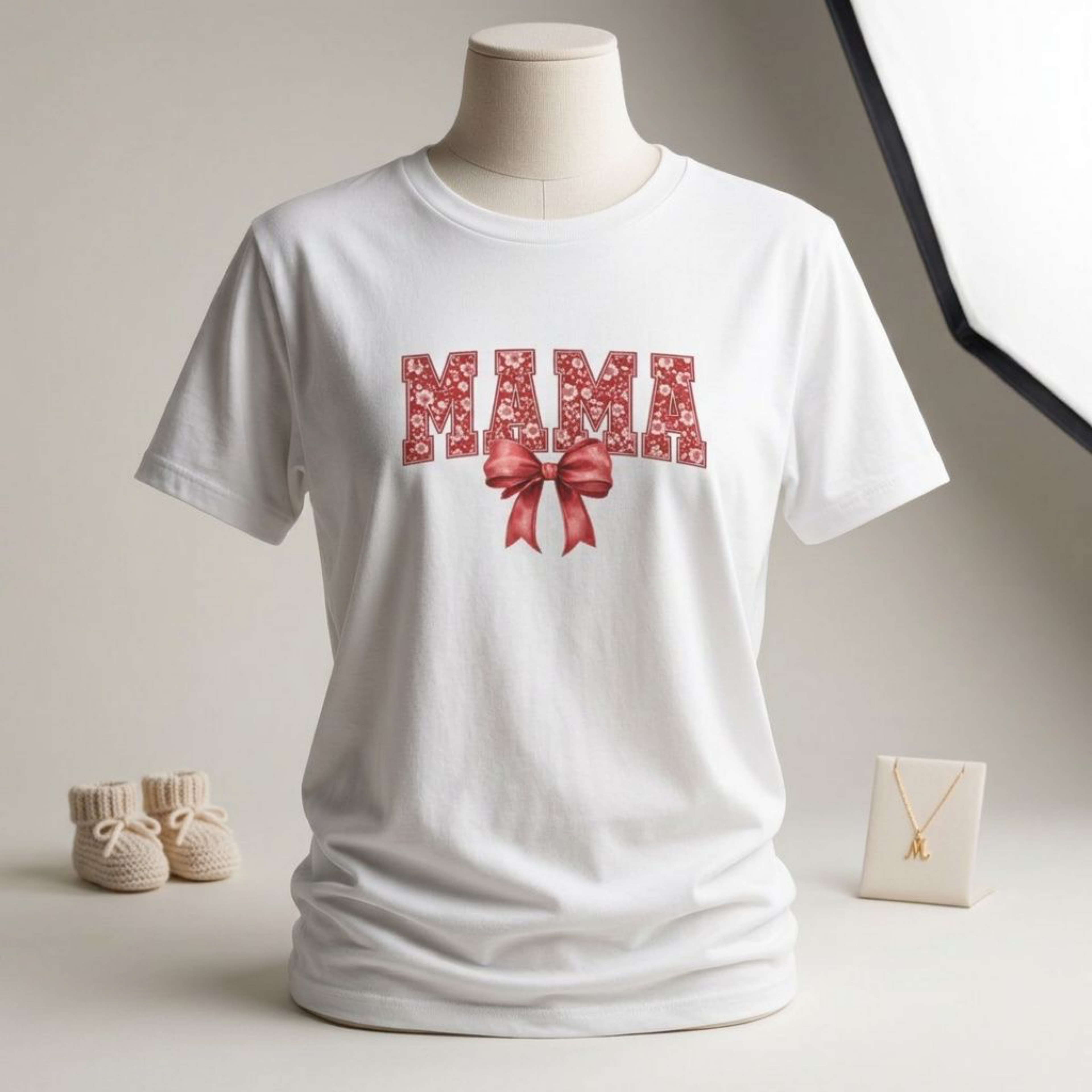 MAMA script Mother's Day T-Shirt | Mama tee